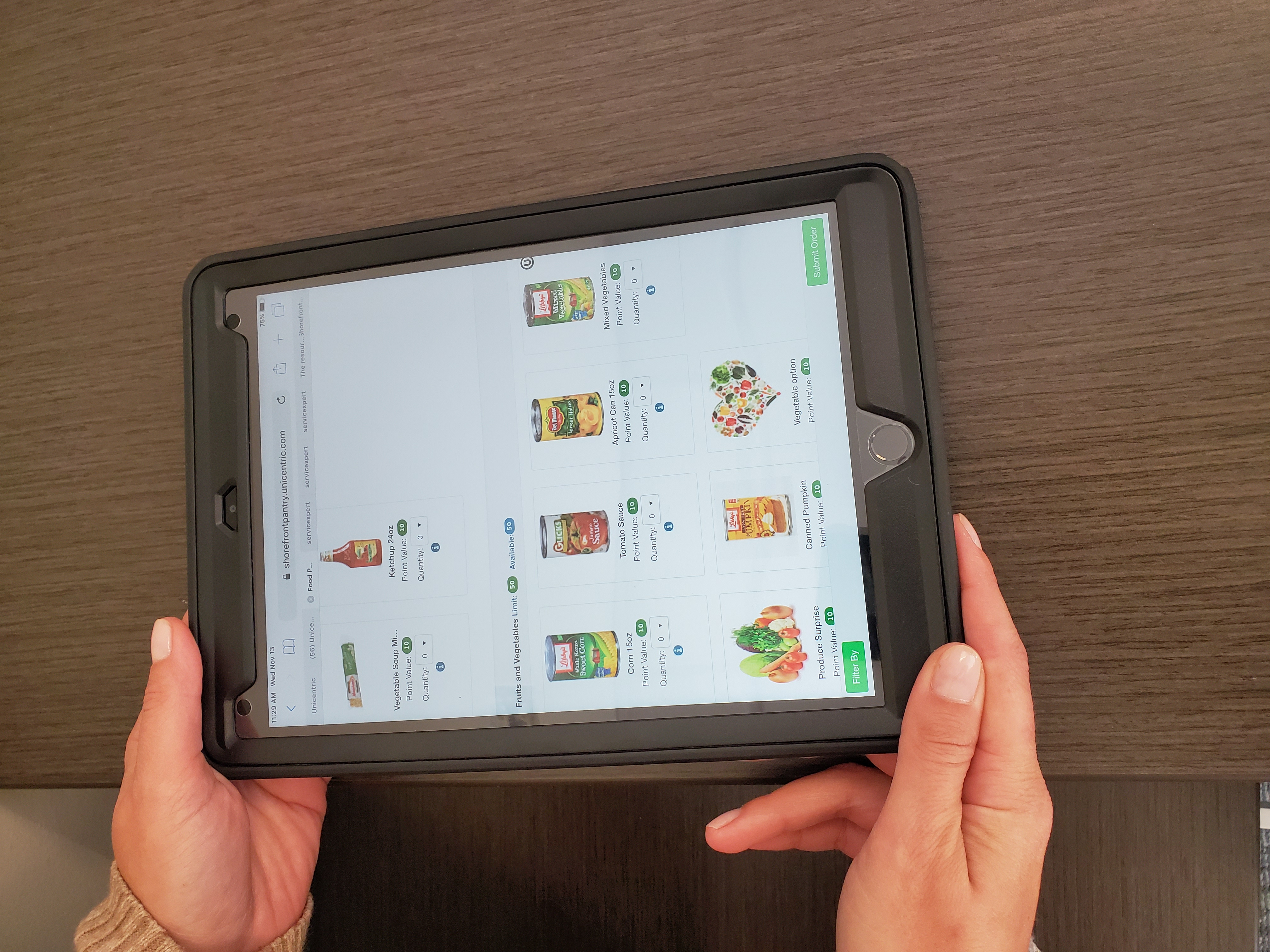 UJA Federation of New York >> Touch screen technology makes choosing food easy.
